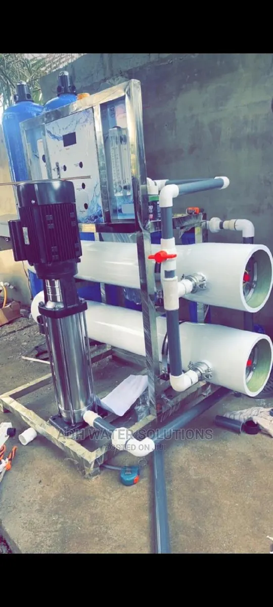 (2) Tonne Reverse Osmosis With Sea Membrane · Photo 1