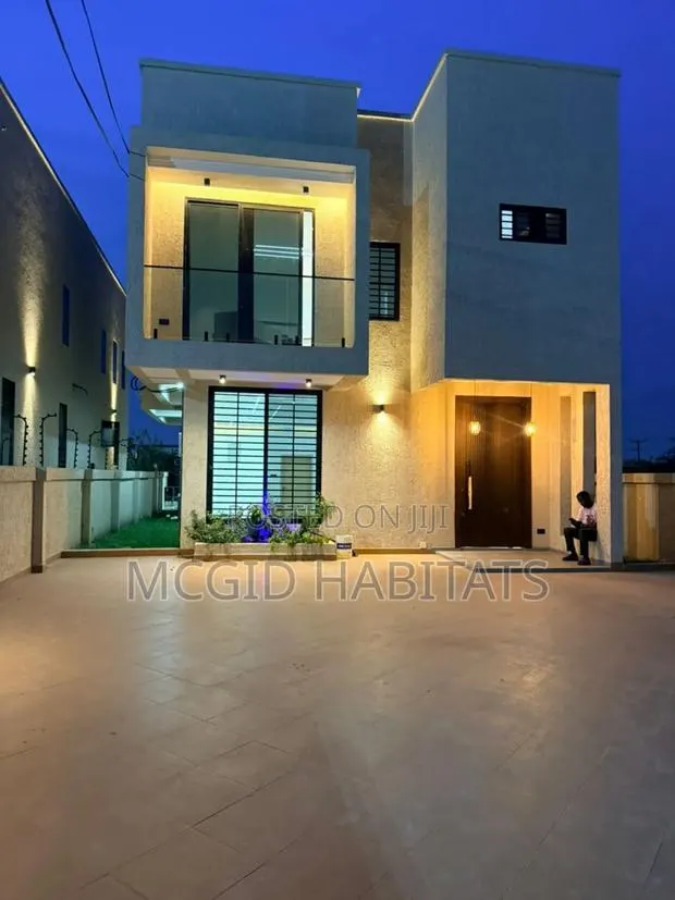3bdrm House in Lake Side Estate for sale