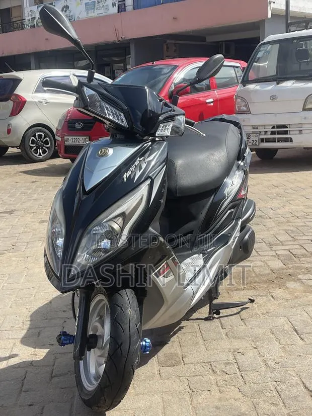 SYM Symnh 2025 Black · Photo 1