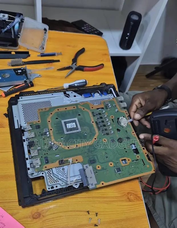 Technician for PlayStation · Photo 1