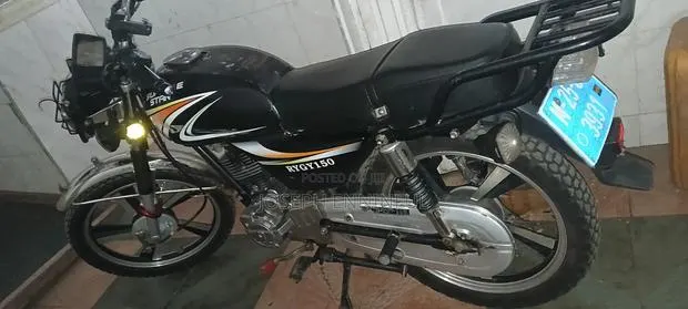 Motorcycle 2024 Black · Photo 1