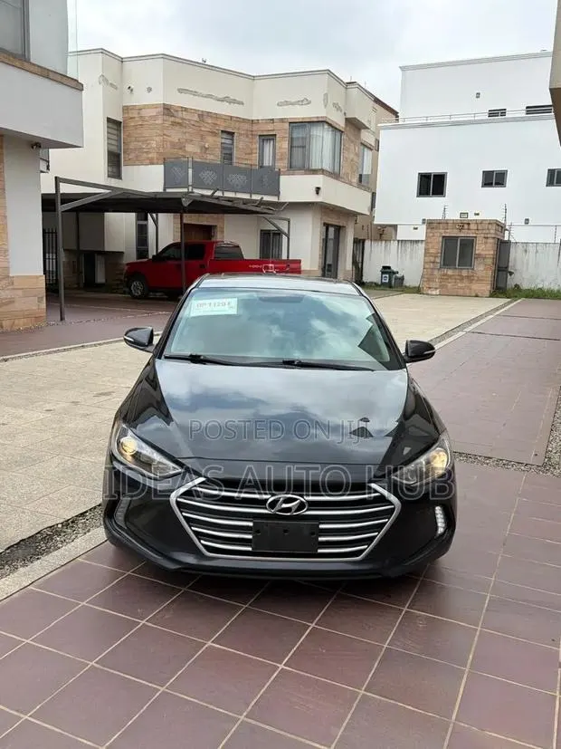 Hyundai Elantra SE Sedan FWD (2.0L 4cyl 6M) 2017 Black · Photo 1