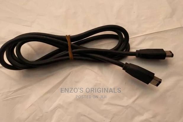 Firewire 400 Cable · Photo 1