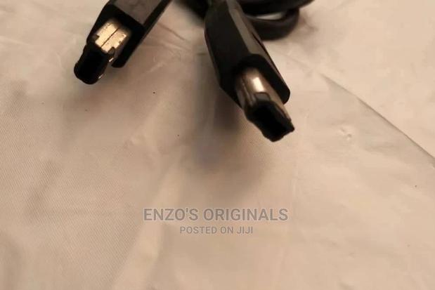 Firewire 400 Cable · Photo 2