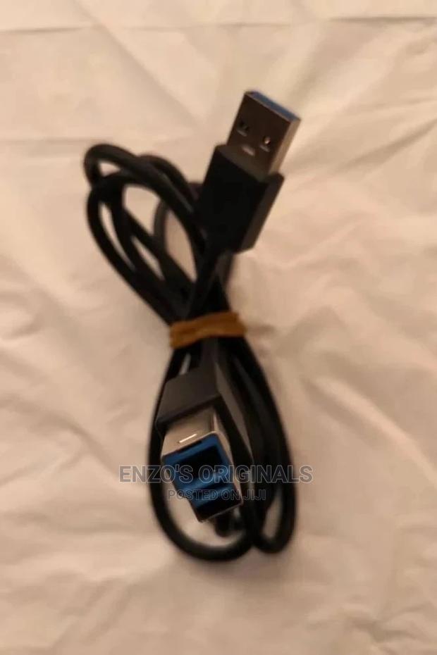 USB 3.0 Cable For External Devices · Photo 2
