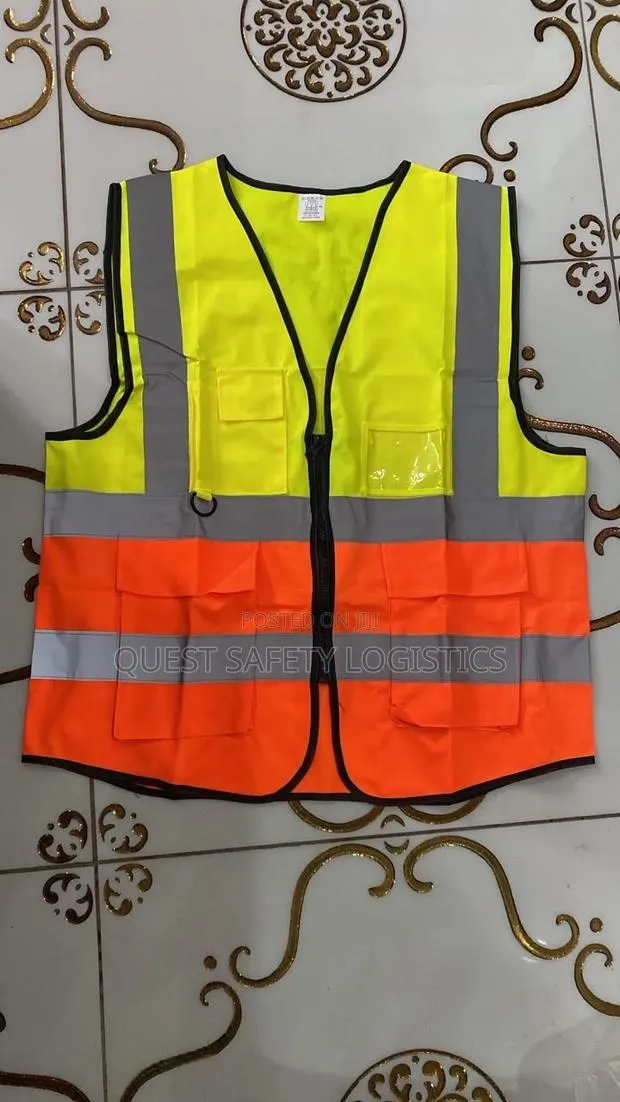 Double Coloured Reflective Vest · Photo 1