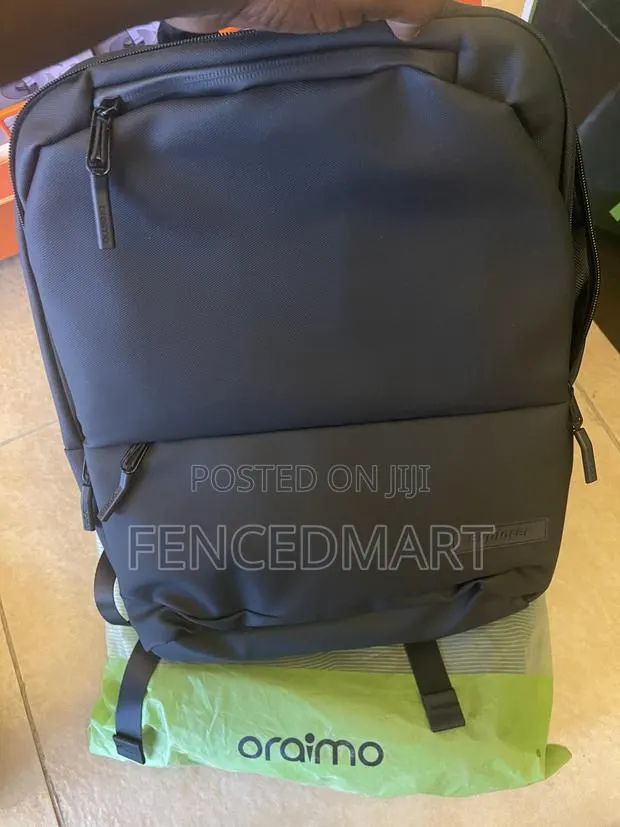 Oraimo DuraLite Backpack OHDB-003 Waterproof Laptop Backpack Black · Photo 1