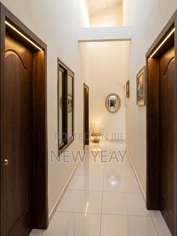 Furnished 2 Bedroom · Photo 1