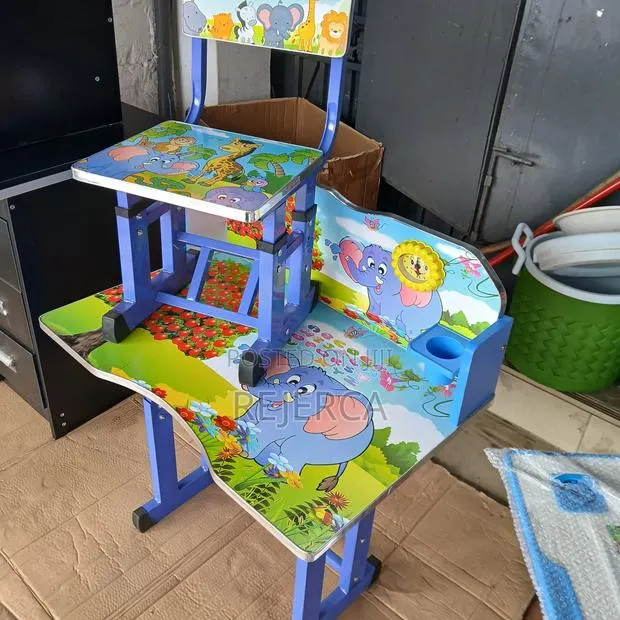 Students Study Table and Chair · Photo 1
