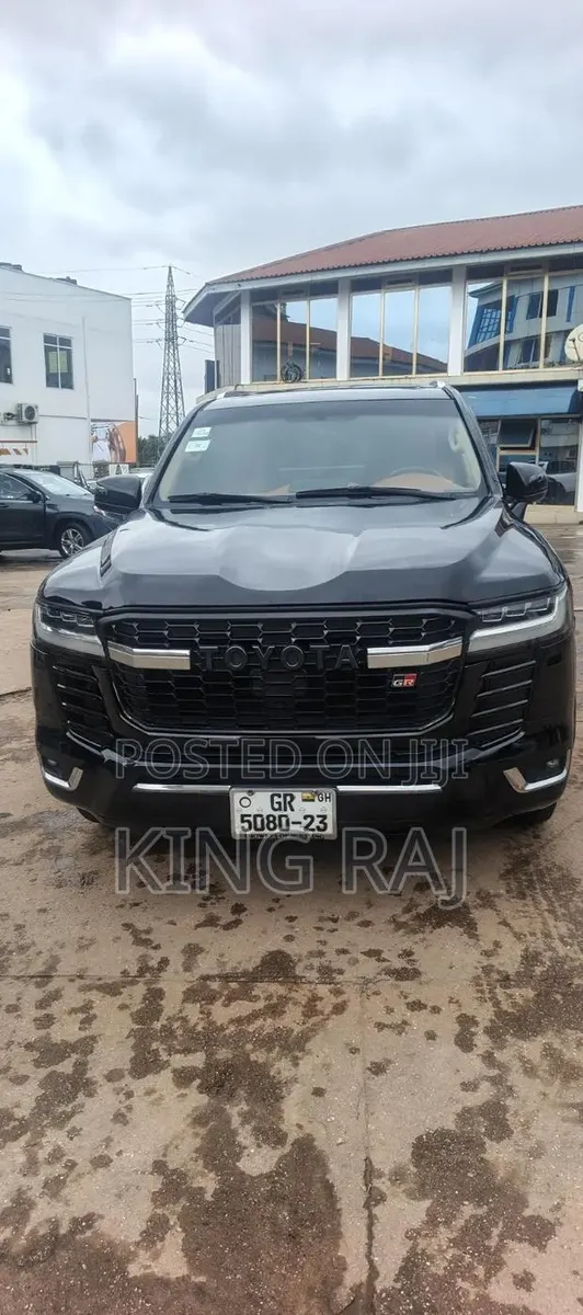 Toyota Land Cruiser 2012 Black · Photo 1