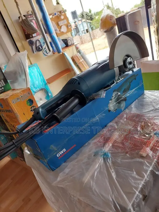 Bosch GWS Professional Angle Grinder – Vibration Control · Photo 1
