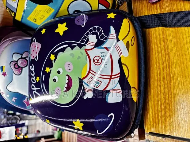 Kids Cartoons Bags · Photo 1