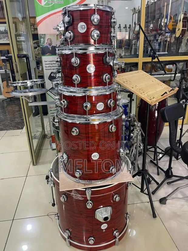 Dw High Grade 5-Piece Complete Drumset · Photo 1