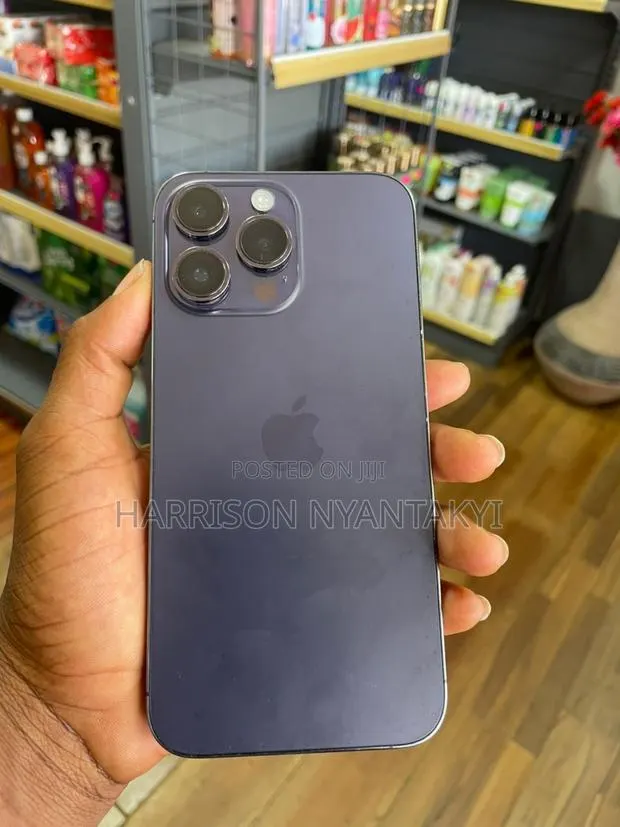 Apple iPhone 14 Pro Max 256 GB Purple · Photo 1