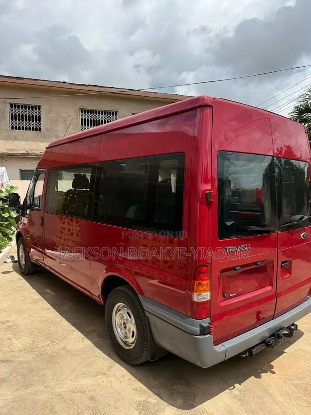 Ford Transit 2008 Red · Photo 7