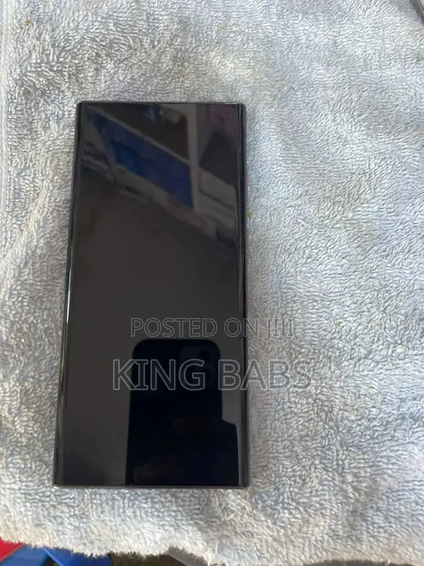 Samsung Galaxy S22 Ultra 128 GB Purple · Photo 1