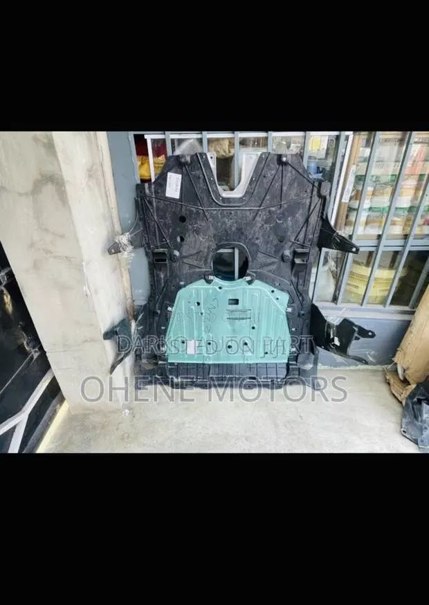 Honda CR-V 2017-2024 Under Cover Available · Photo 1
