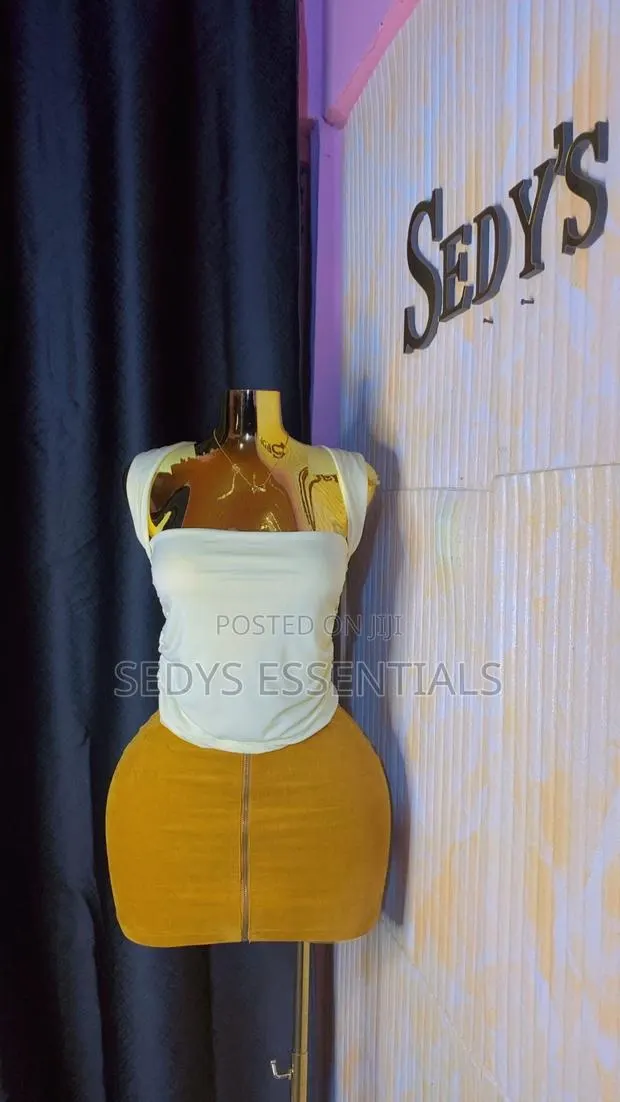 Basic Tops · Photo 1