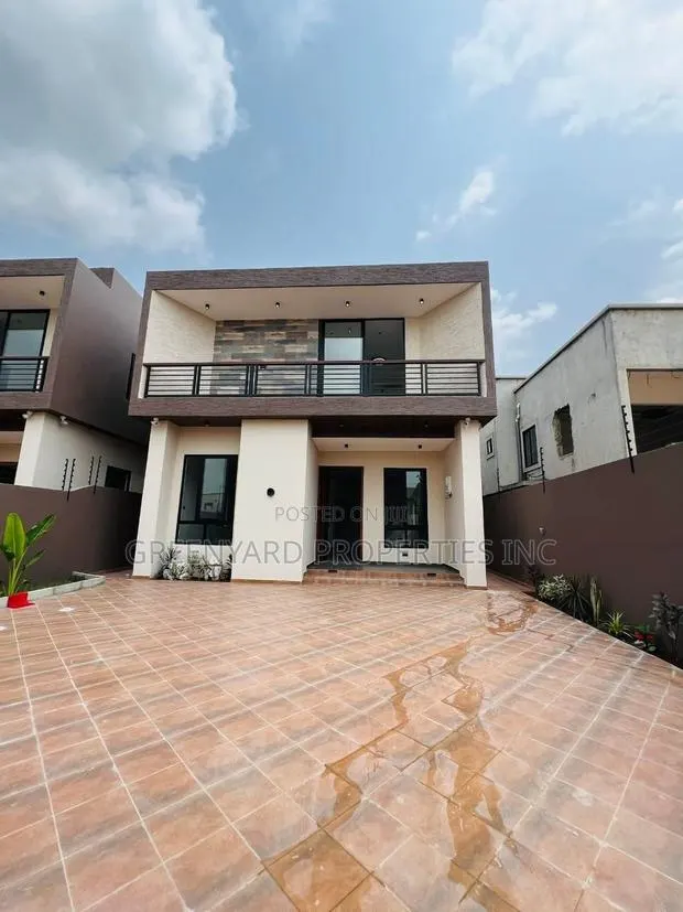 4bdrm House in Oyarifa for sale · Photo 1