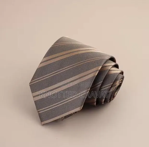 Brown Stripped Flying Tie · Photo 1