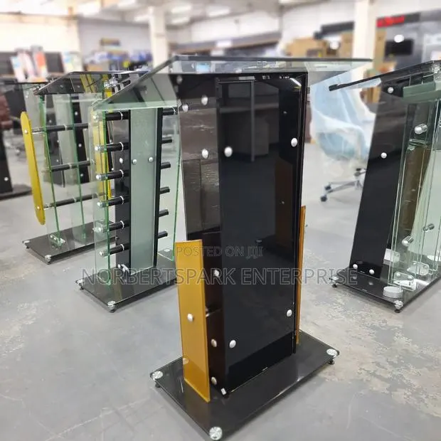 Glass Pulpit · Photo 1