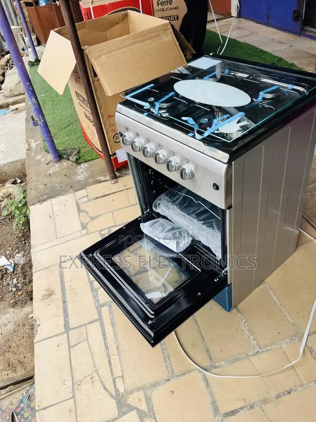 Brand New —-4burner 60/60 Gas Cooker Oven Rotisserie · Photo 1