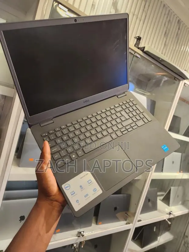 Laptop Dell 8GB Intel Core i3 SSD 128GB · Photo 1