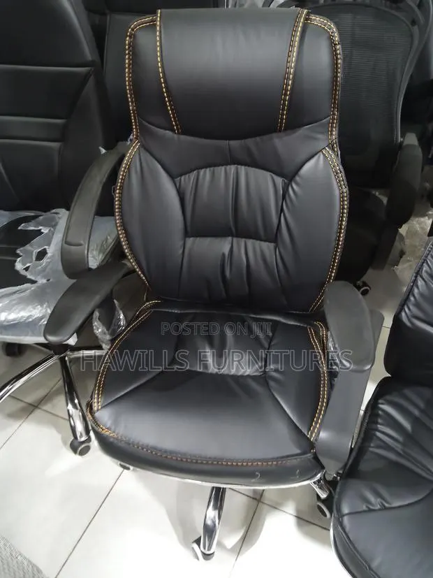 Office Chair · Photo 1