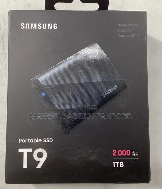 Samsung T9 1TB, External (MU-PG1T0B/AM) Solid Slate Drive · Photo 1