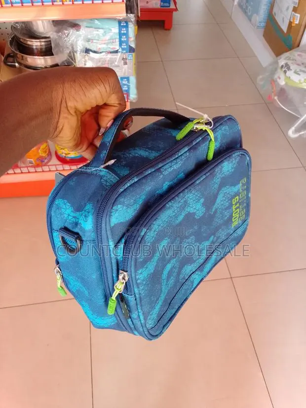 Roots Lunch Bags · Photo 4