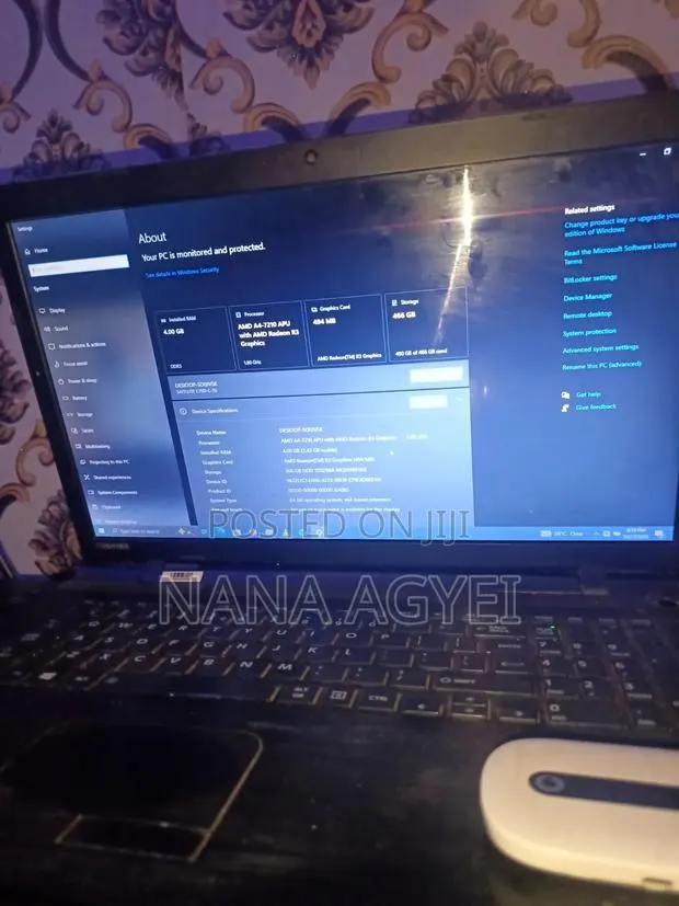 Laptop Toshiba Satellite L755D 4GB AMD A4 HDD+SSD 500GB · Photo 1