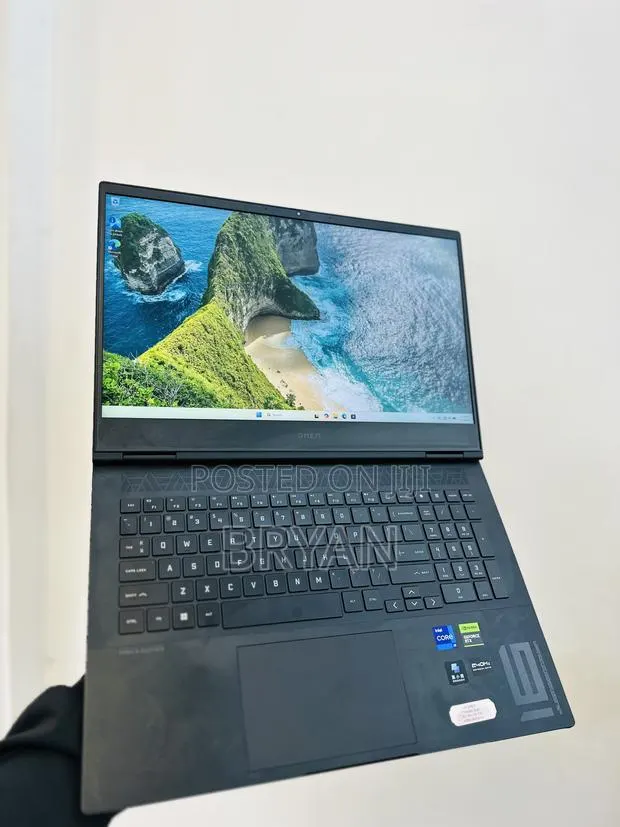 Laptop HP Omen 16 16GB Intel Core i9 SSD 1T · Photo 1