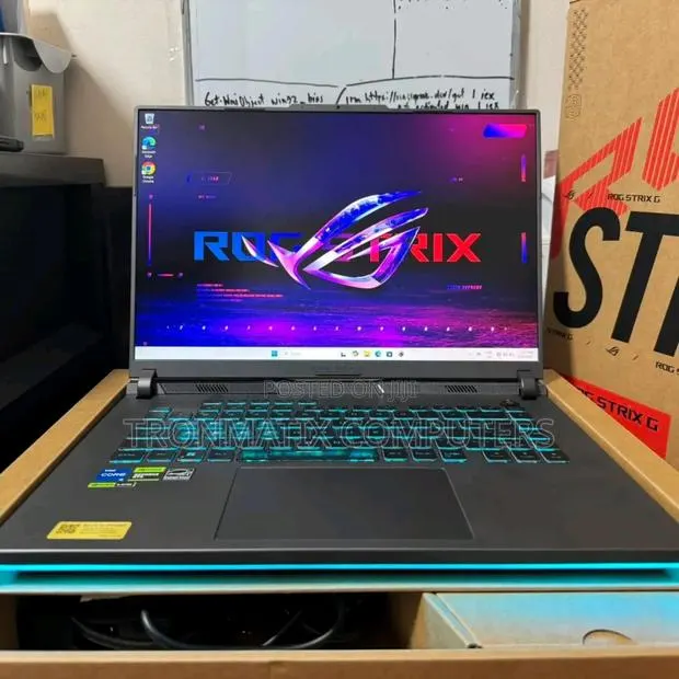 New Laptop Asus ROG Strix G16 G614 16GB Intel Core i5 SSD 512GB · Photo 1