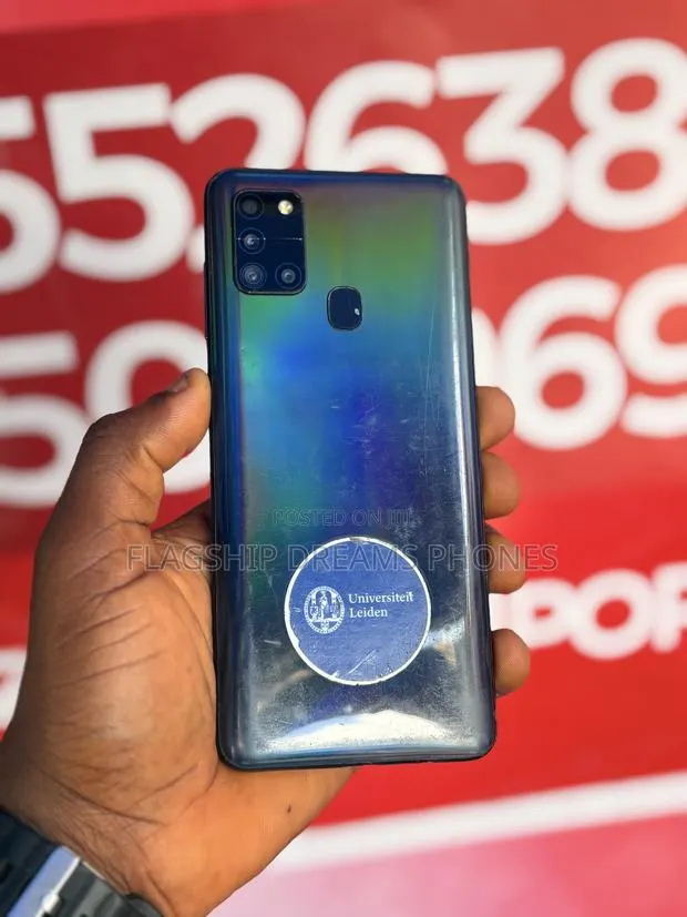 Samsung Galaxy A21 32 GB Black · Photo 1