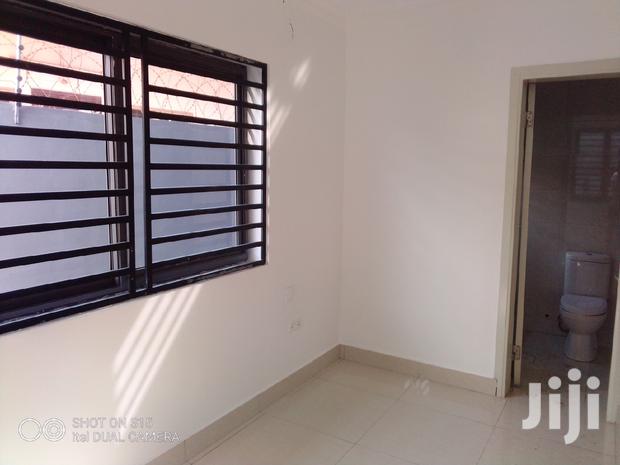 Newly Built 2 Bedroom Apt At Teshie Bushroad · Photo 7