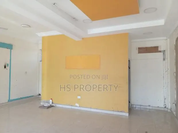 Shop/Office Space for Rent at East Legon · Photo 1