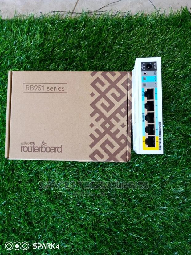 Mikrotik Rb951 Ui-2hnd,Routerboard Series · Photo 2
