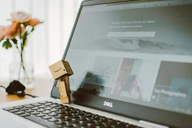 Stop Scrolling, Start Selling! · Photo 1