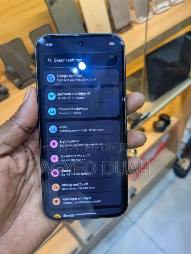 Google Pixel 9 128 GB Black · Photo 1