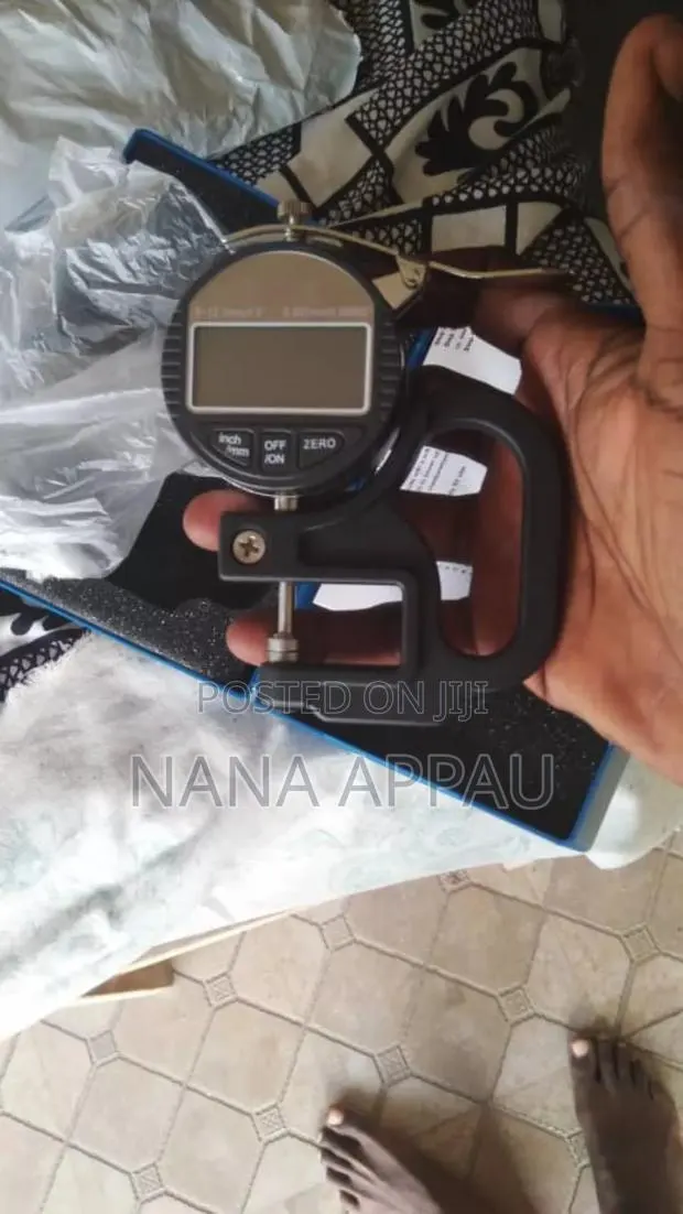 Digital Micrometer Thickness Gauge/Meter · Photo 1
