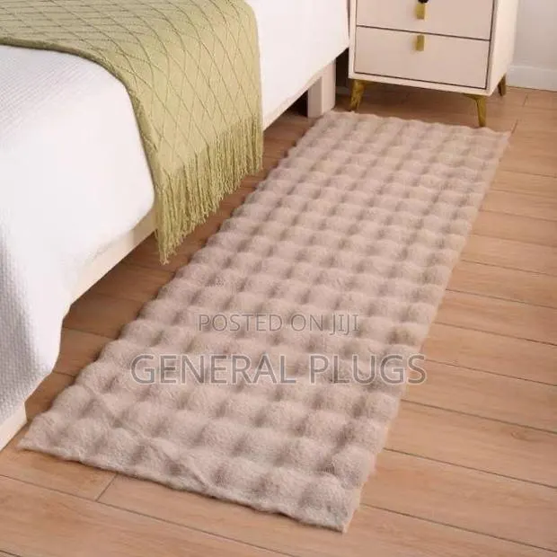 Sink Into Luxury Comfort With Our Soft Fluffy Bedside Carpets · Photo 1