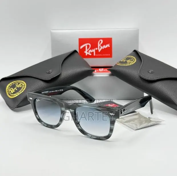 Rayban Wayfarer Striped Iconic Edge, Modern Twist Men’S Glasses · Photo 1