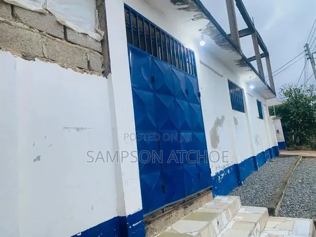 Depo or Warehouse · Photo 1