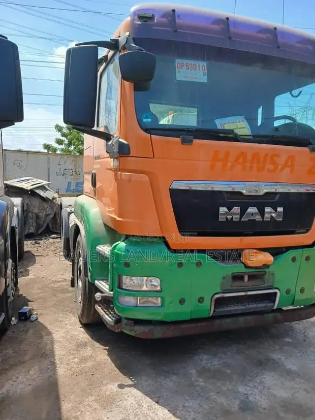 Man Heavy-Duty Truck · Photo 1