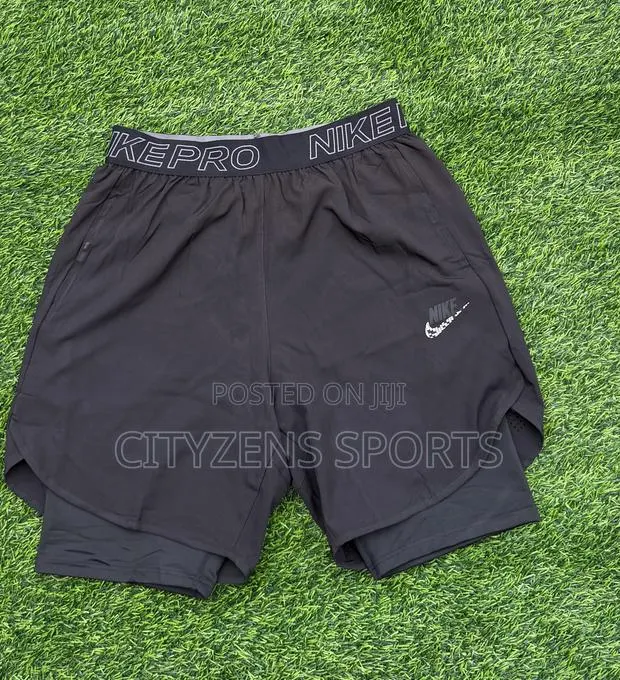 Nike Gym/Sports Shorts With Inner Stretch · Photo 1