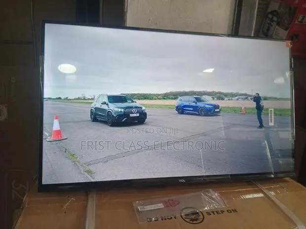 TCL Smart Tv Clarity That Brings Faces to Life · Photo 1