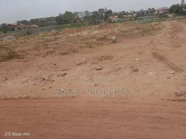 200 Acre's of Land for Sale Located at Just Behind the Dowdowa · Photo 1