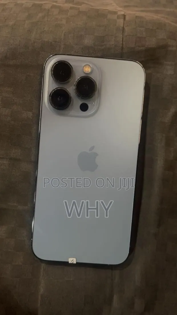 Apple iPhone 13 Pro 128 GB Blue · Photo 1