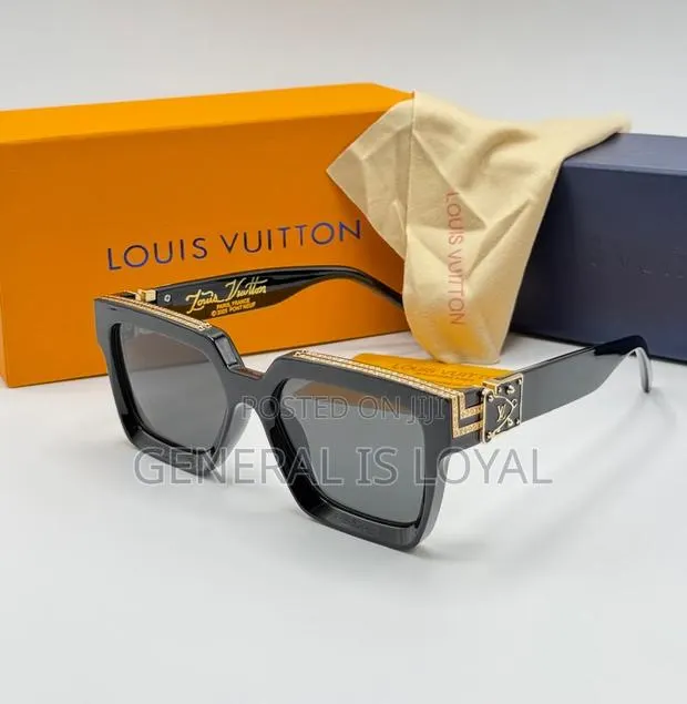 Louis Vuitton 1.1 Millionaires Sunglasses In Black Acetate Gold-tone · Photo 1