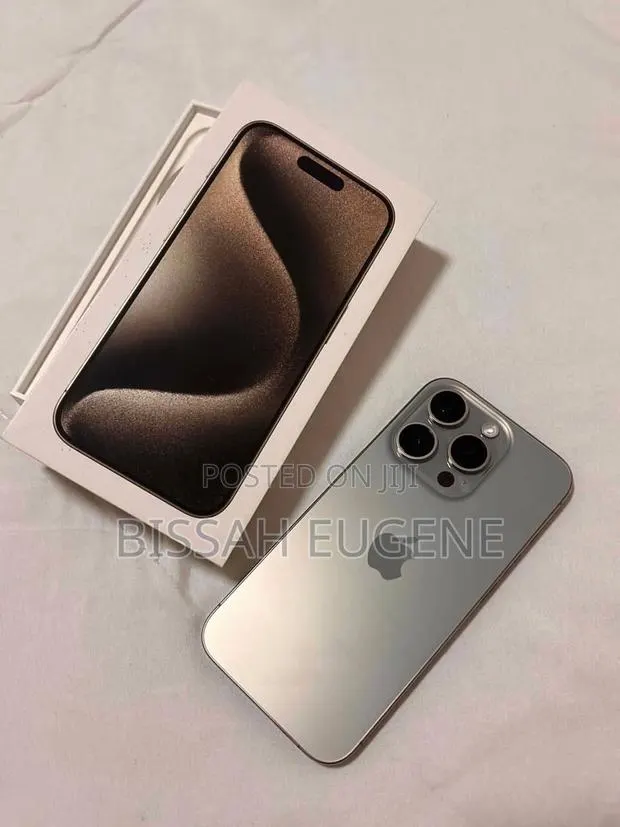 Apple iPhone 15 Pro 512 GB Gray · Photo 1